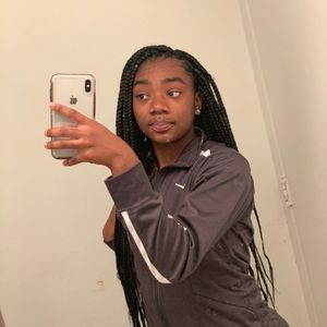 Meet your Posher, Anyae